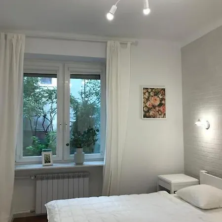 公寓 Piekne, Nowoczesne Mieszkanie Na Ulicy Chmielnej, Samo Centrum. 华沙
